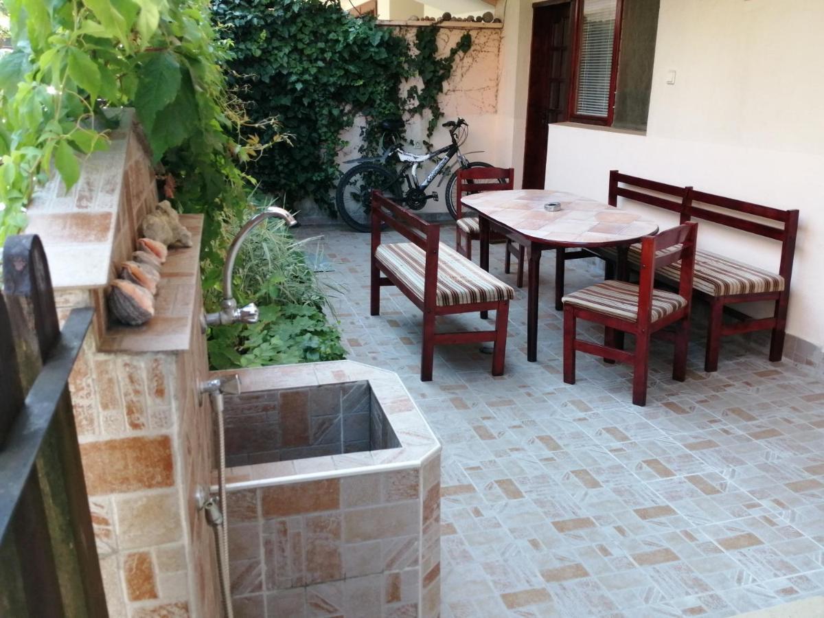 Primorski Briz Guest House Primorsko Dış mekan fotoğraf