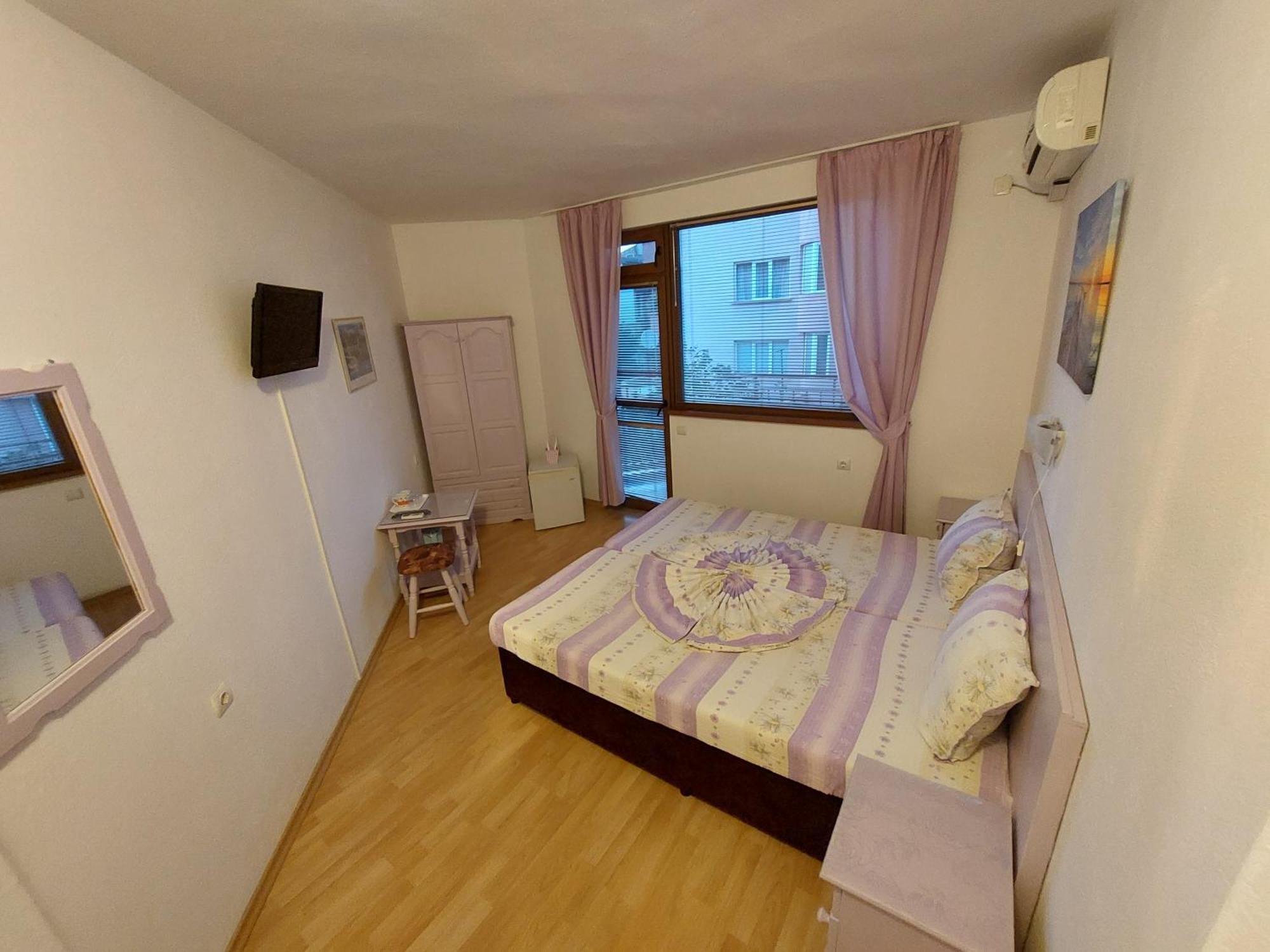 Primorski Briz Guest House Primorsko Dış mekan fotoğraf