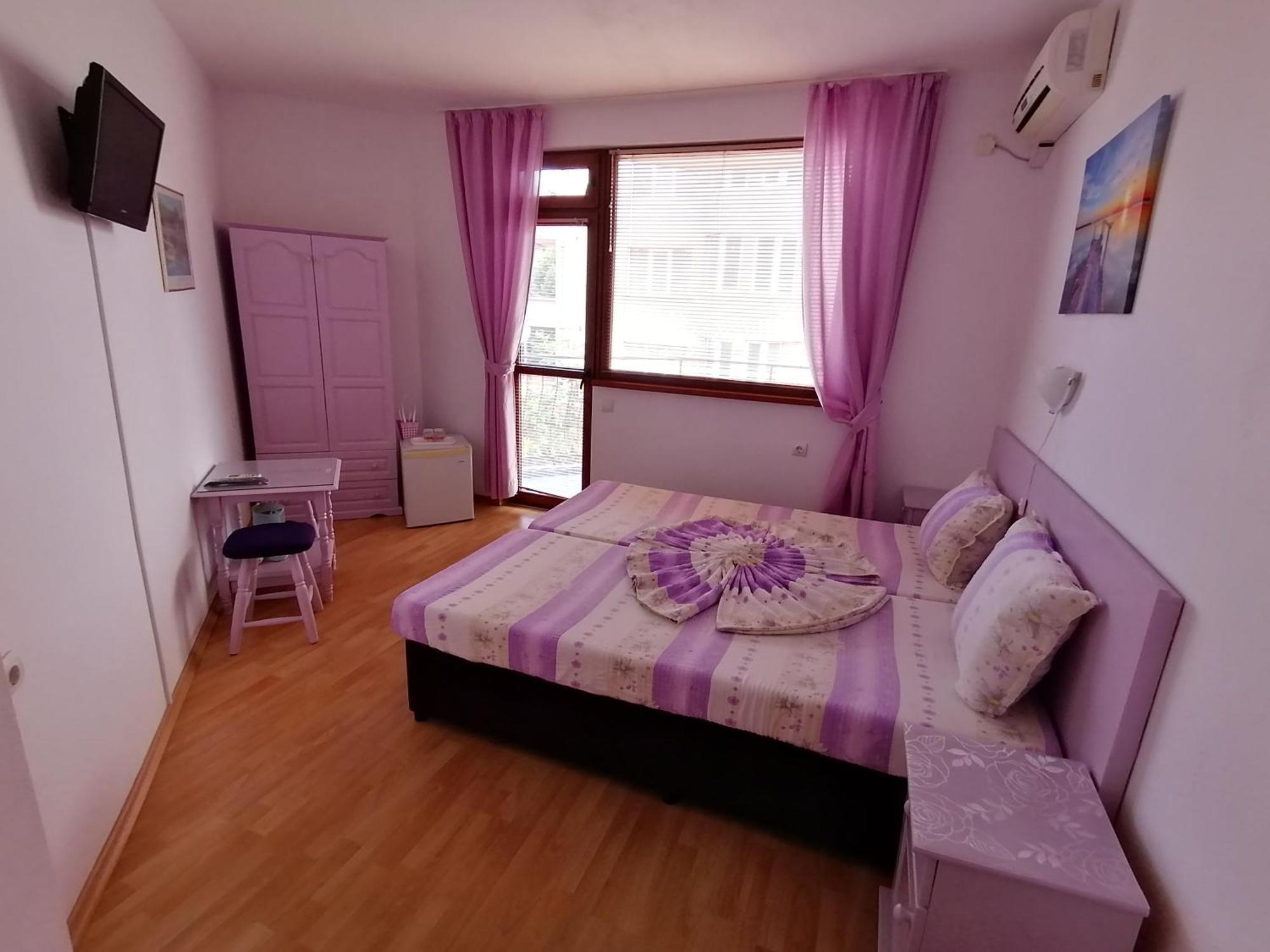 Primorski Briz Guest House Primorsko Dış mekan fotoğraf