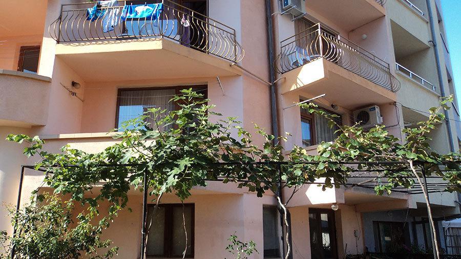 Primorski Briz Guest House Primorsko Dış mekan fotoğraf