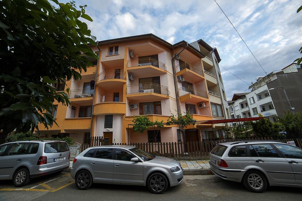Primorski Briz Guest House Primorsko Dış mekan fotoğraf